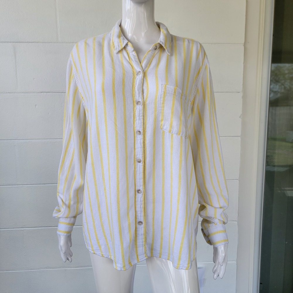 Universal Thread Button Up Shirt Women's L White Yellow Stripes Coastal Preppy